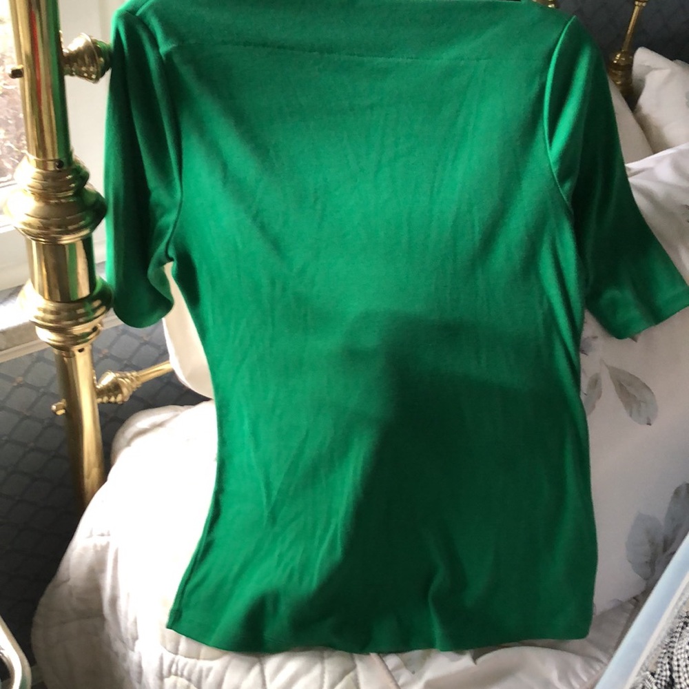 Half sleeve boatneck top in medium grassy green.